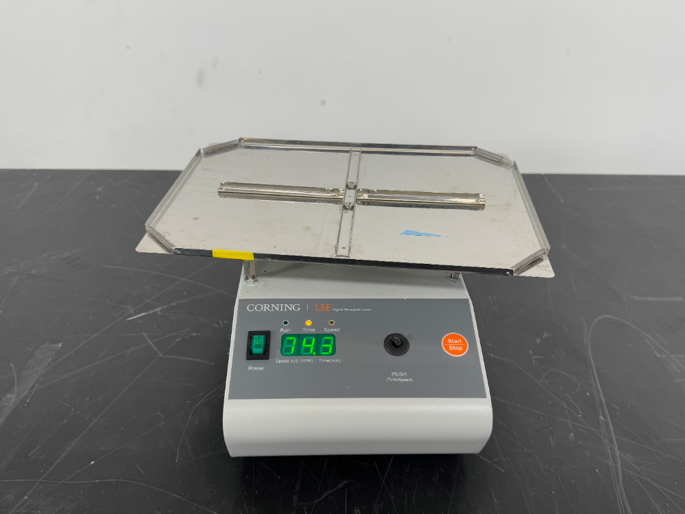 Image of Corning LSE Digital Microplate Shaker
